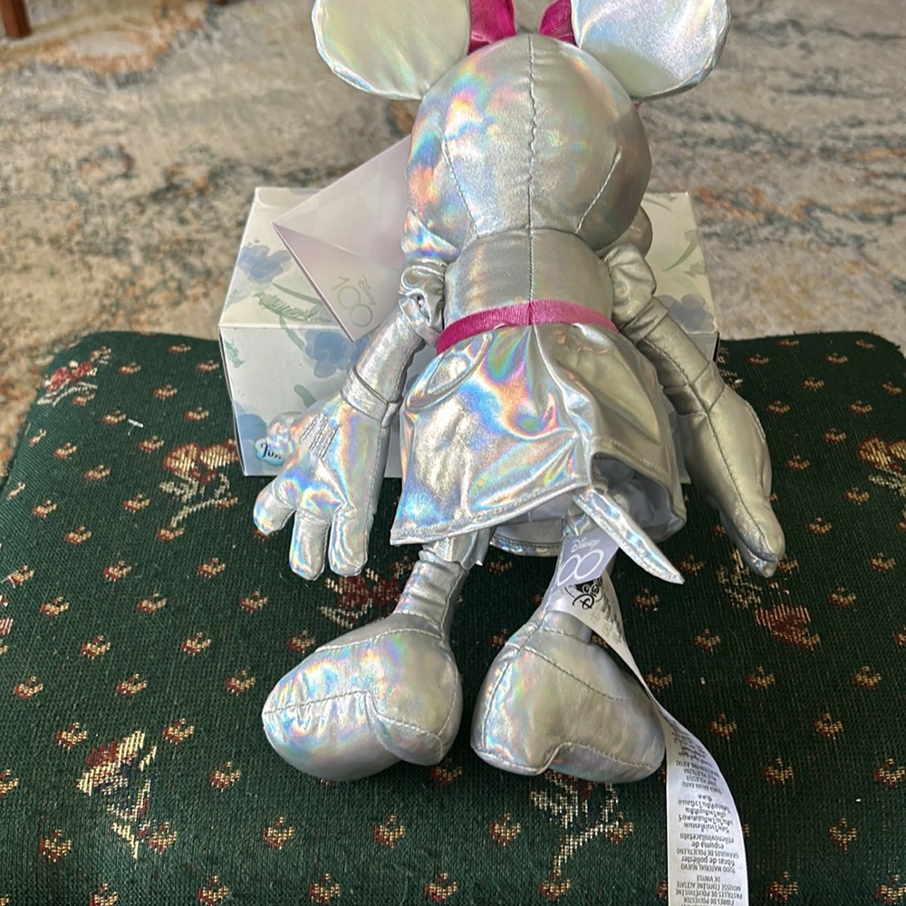 Minnie mouse hundredth anniversary silver trimmed in pink 12 inch stuffy - Picture 4 of 6